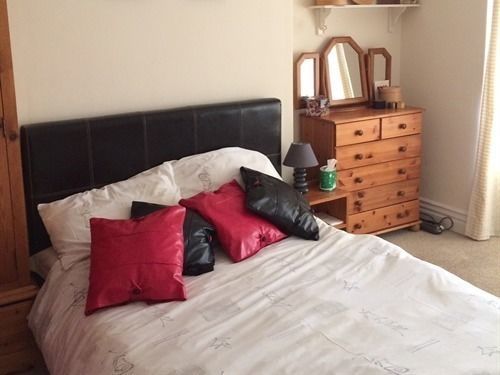 Spacious House, Sleeps 7 People Reading Dış mekan fotoğraf